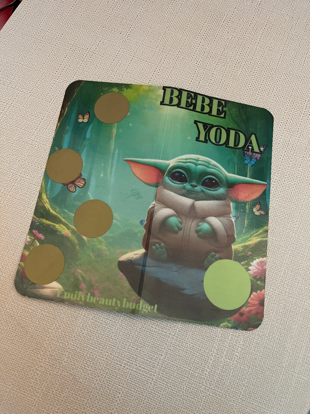 Bébé Yoda